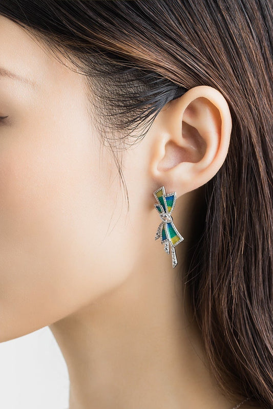 Earring | Enamel and White Topaz