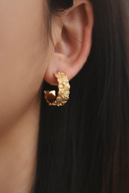 Vintage Style | Intertwined Brushed Earrings