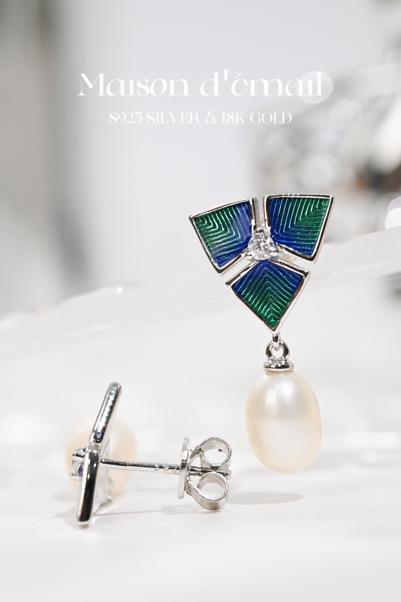 Earring | Enamel and Pearl