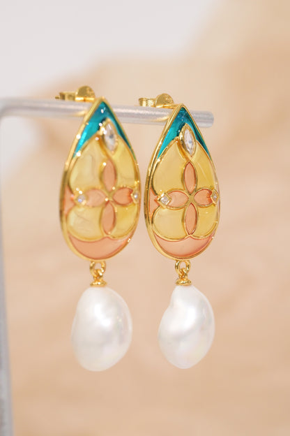 Earring | Enamel and Pearl