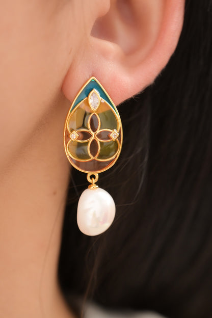 Earring | Enamel and Pearl