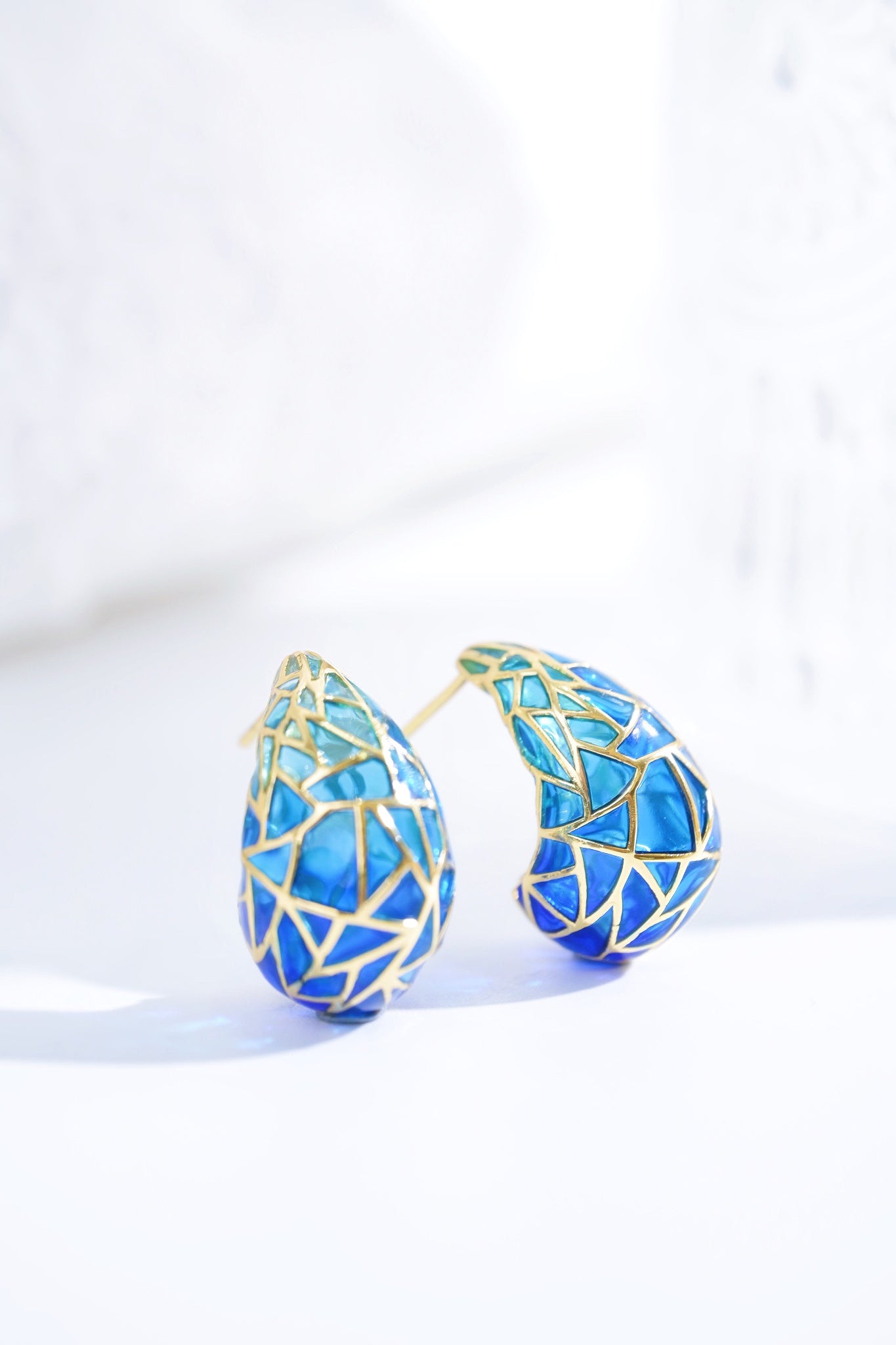 Earring | Transparent Enamel Tear-drop Shape